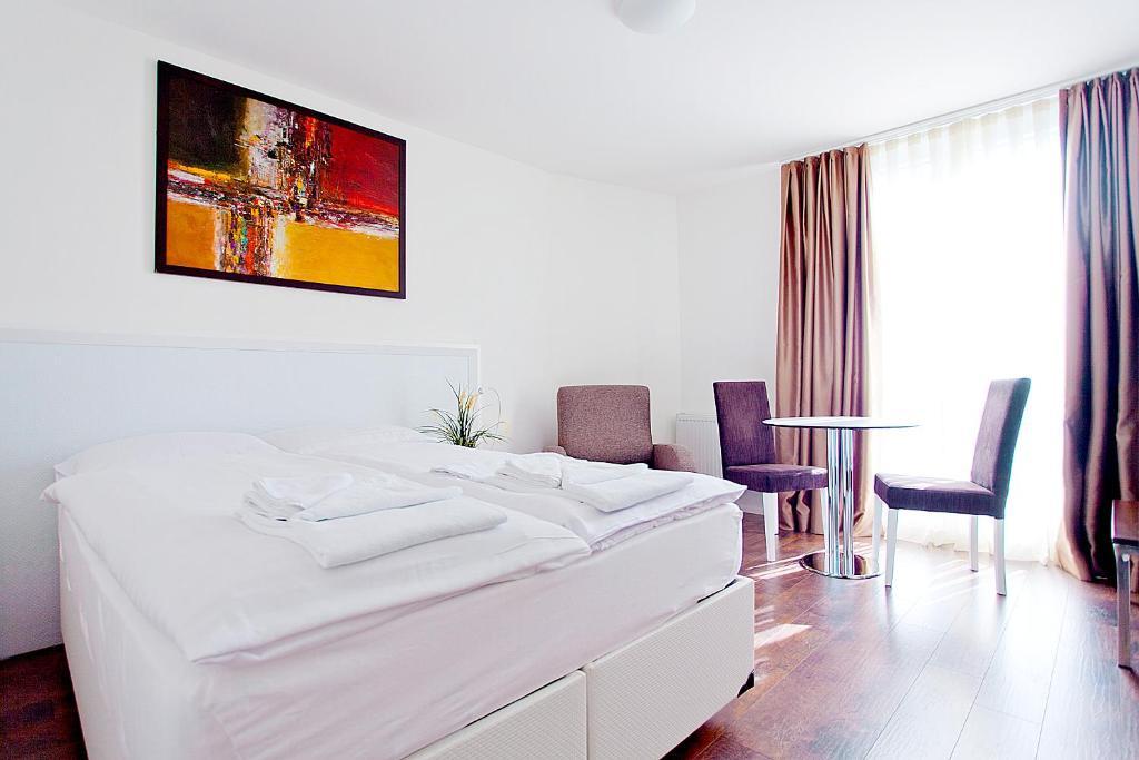 Suite Apartments By Livingdowntown Цюрих Номер фото