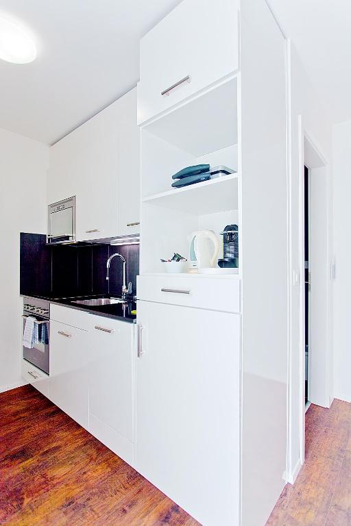 Suite Apartments By Livingdowntown Цюрих Номер фото