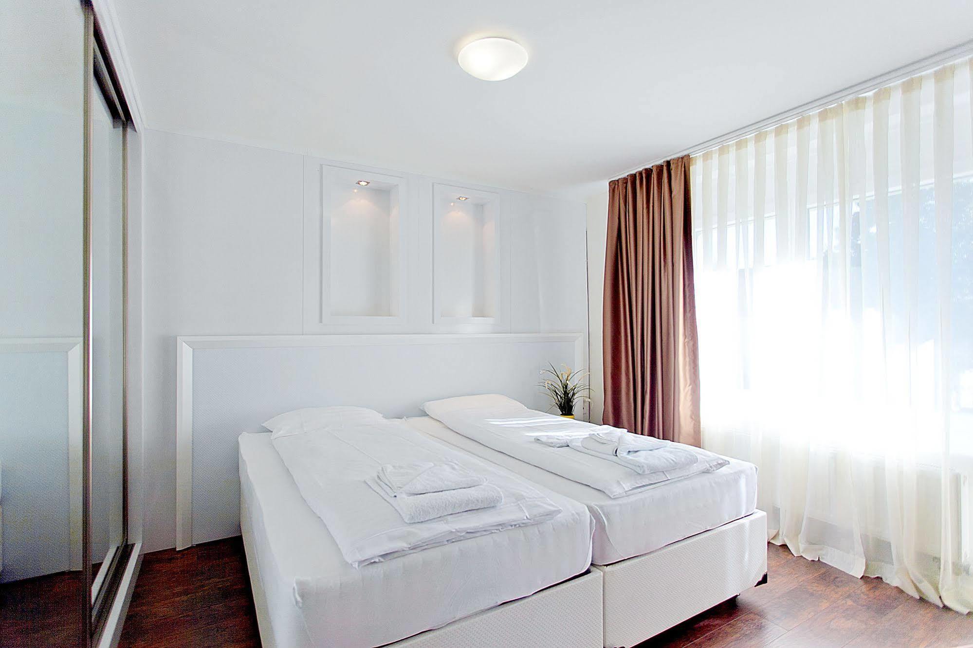 Suite Apartments By Livingdowntown Цюрих Экстерьер фото