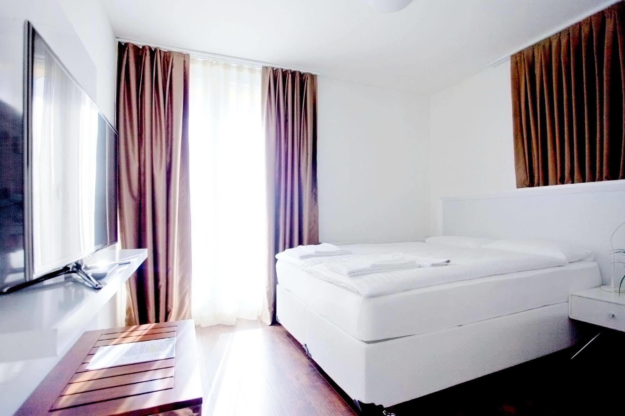 Suite Apartments By Livingdowntown Цюрих Экстерьер фото